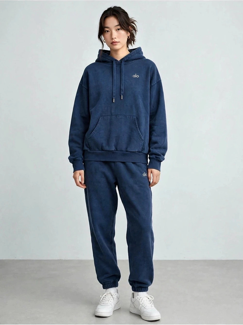 Alo Yoga Accolade Hoodie & Sweatpant (Set) Set M/S Navy 23" PTP 28" Inseam